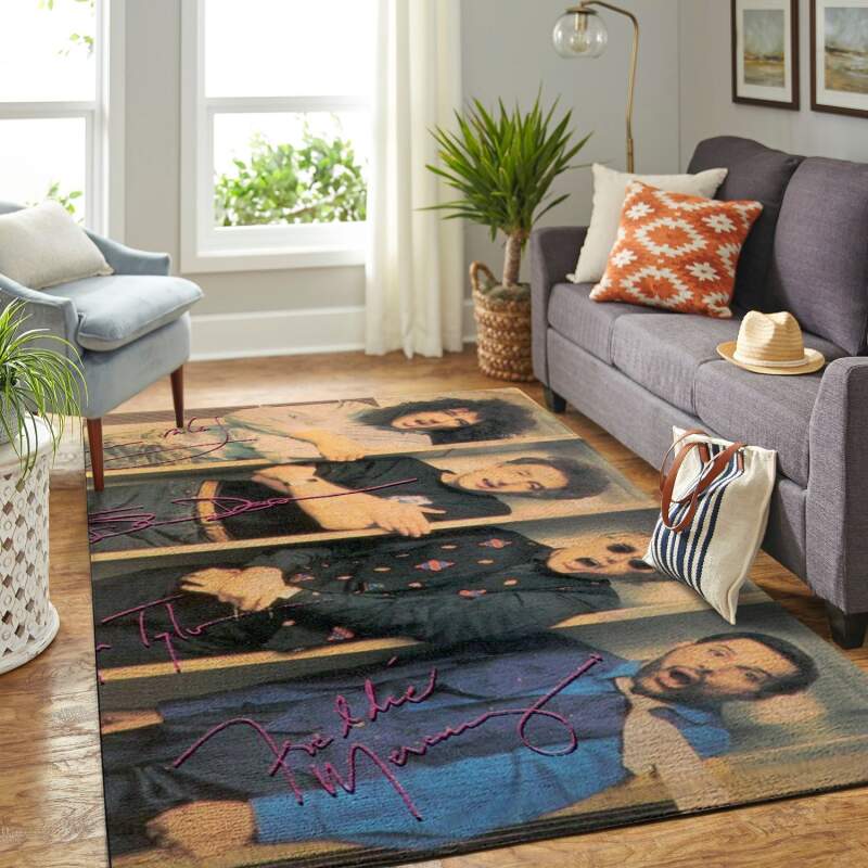 Amazon Queen Band Legend Living Room Area Rug