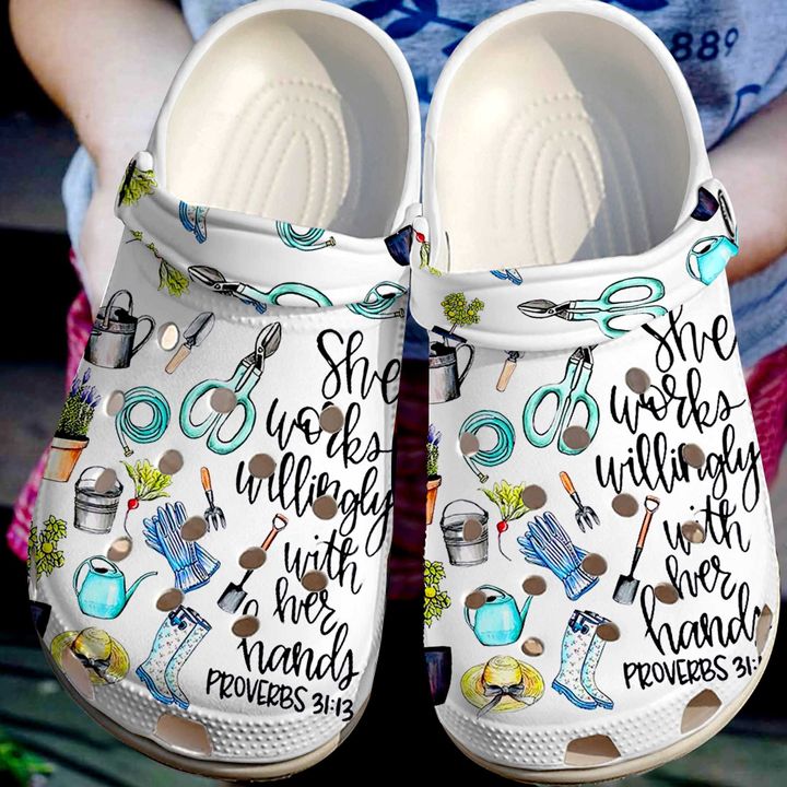 Gardening Works Willingly With Her Hands Crocs Clog Shoes