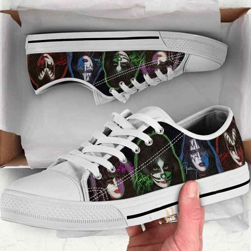Kiss Low Top Shoes