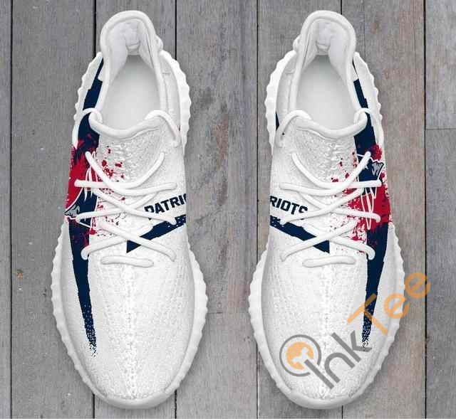 New England Patriots Boost Men Running Yeezy Boost
