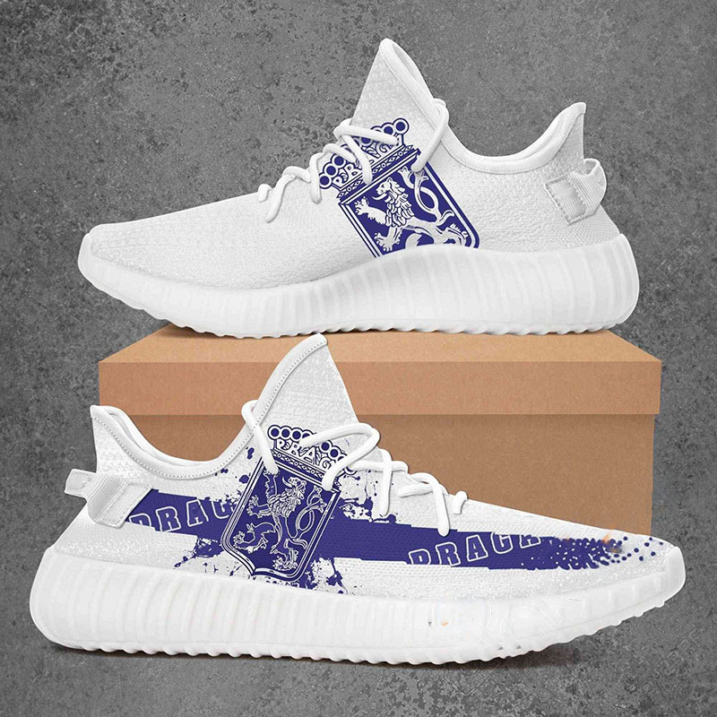 Praga Yeezy Boost